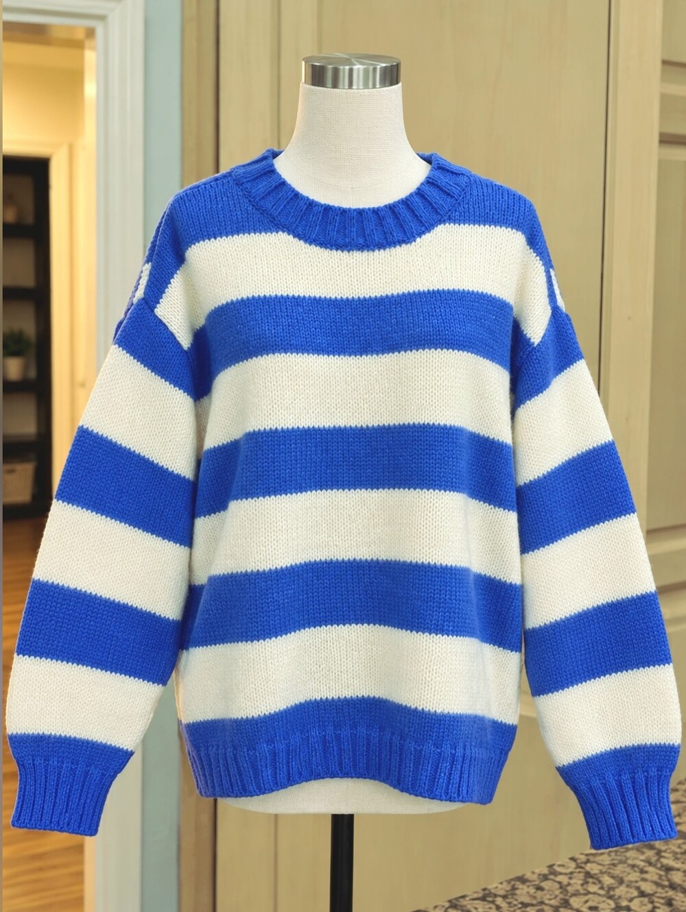 Jessica Simpson white royal blue striped colorblock chunky sweater size XL NEW
